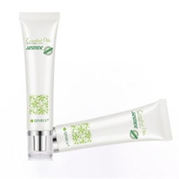 精致美學(xué) 沁蕊化妝品與珠寶首飾的視覺(jué)營(yíng)銷藝術(shù)